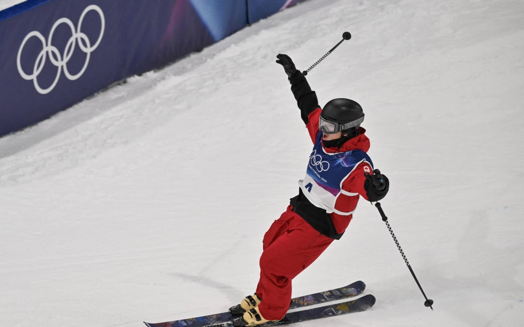 Canada's Brendan Mackay reacts after competing in the freestyle skiing men's freeski halfpipe final run 3 during the Milano Cortina 2026 Winter Olympic Games at Livigno Snow Park, in Livigno (Valtellina), on February 20, 2026. (Photo by Jeff PACHOUD / AFP)