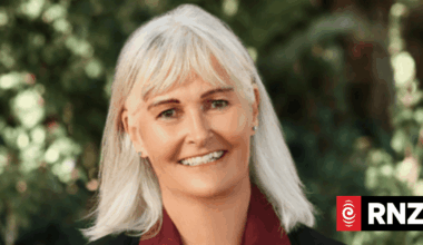 Woman sex trafficked as a child wants mandatory abuse reporting from teachers