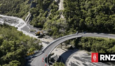 Crayfishers in cut-off Wairarapa hope bridge reopens soon