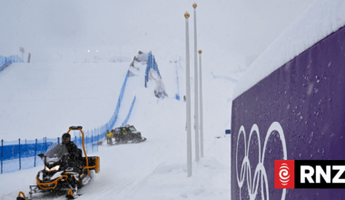 Olympics - Heavy snow upends freestyle skiing and snowboard events