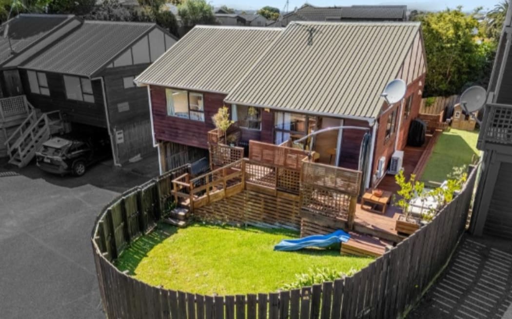 An example of what is for sale at the median property price in Auckland.