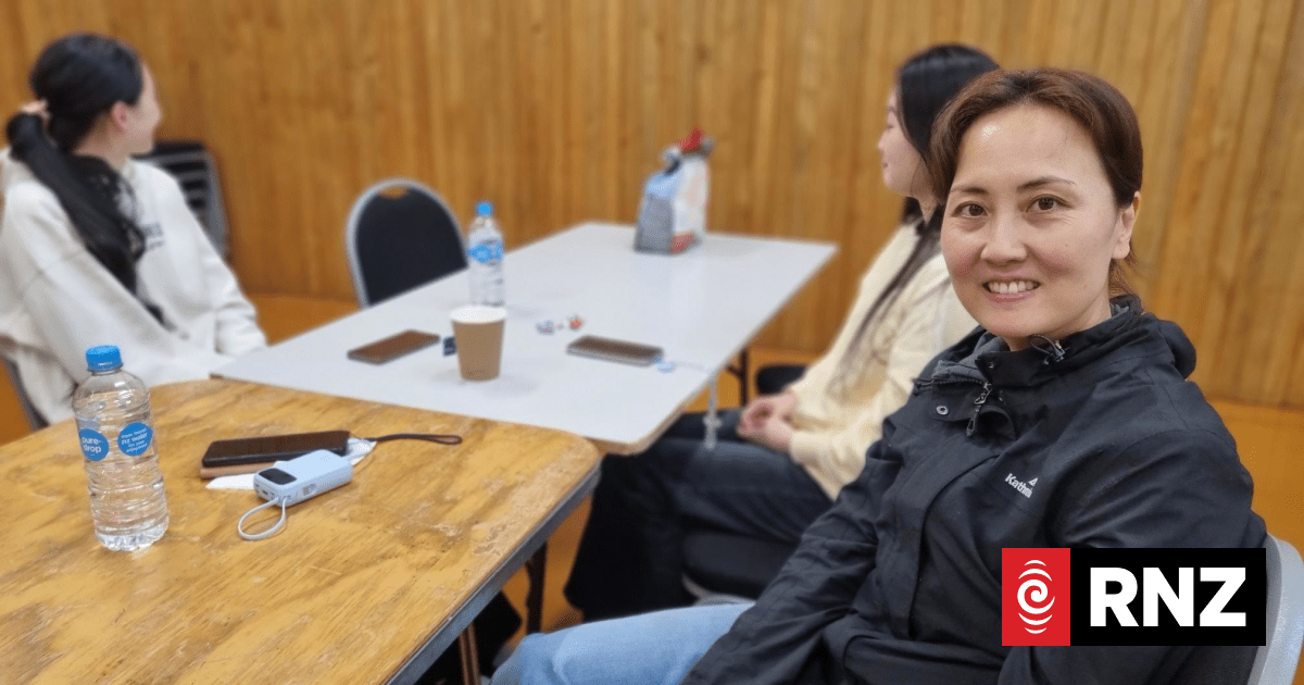 Weather: Ashhurst residents evacuated as river threatened to breach its banks