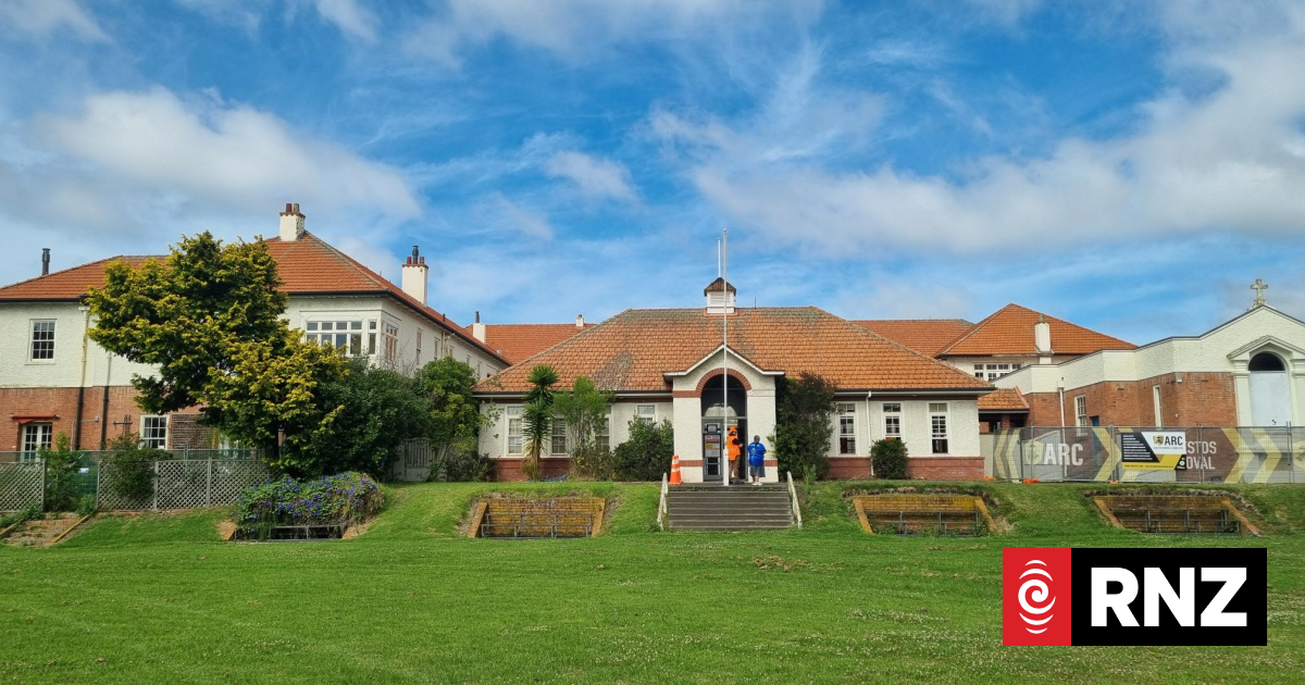 Former St George's Preparatory School students step back in time ahead of its demolition