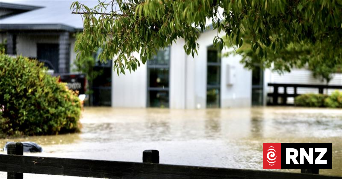 Live: Wild weather warnings issued across NZ, three districts in states of emergency