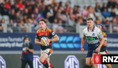 Super Rugby Pacific: Blues v Chiefs