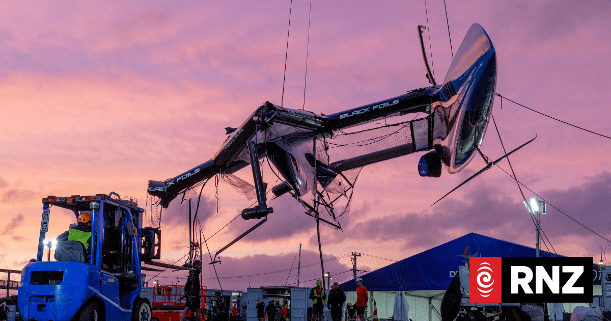 SailGP live updates: Fleet split for day two after big NZ-France crash