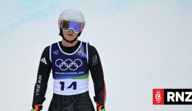 Olympic medal eludes Alice Robinson at Super Giant Slalom final