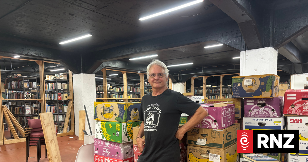 Auckland secondhand bookshop owner saves store from closure finding new location