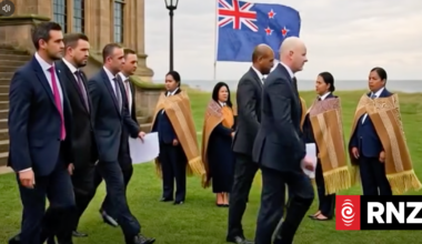 How fake NZ news pages are swamping Facebook with AI slop