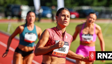 Speedsters Zoe Hobbs, Tiaan Whelpton qualify for world indoor championships at Douglas International