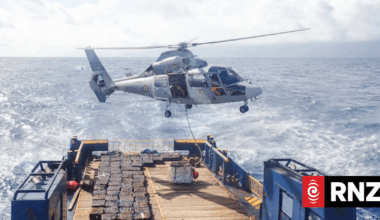 French authorities sink tonnes of cocaine bound for Australia, then release suspects