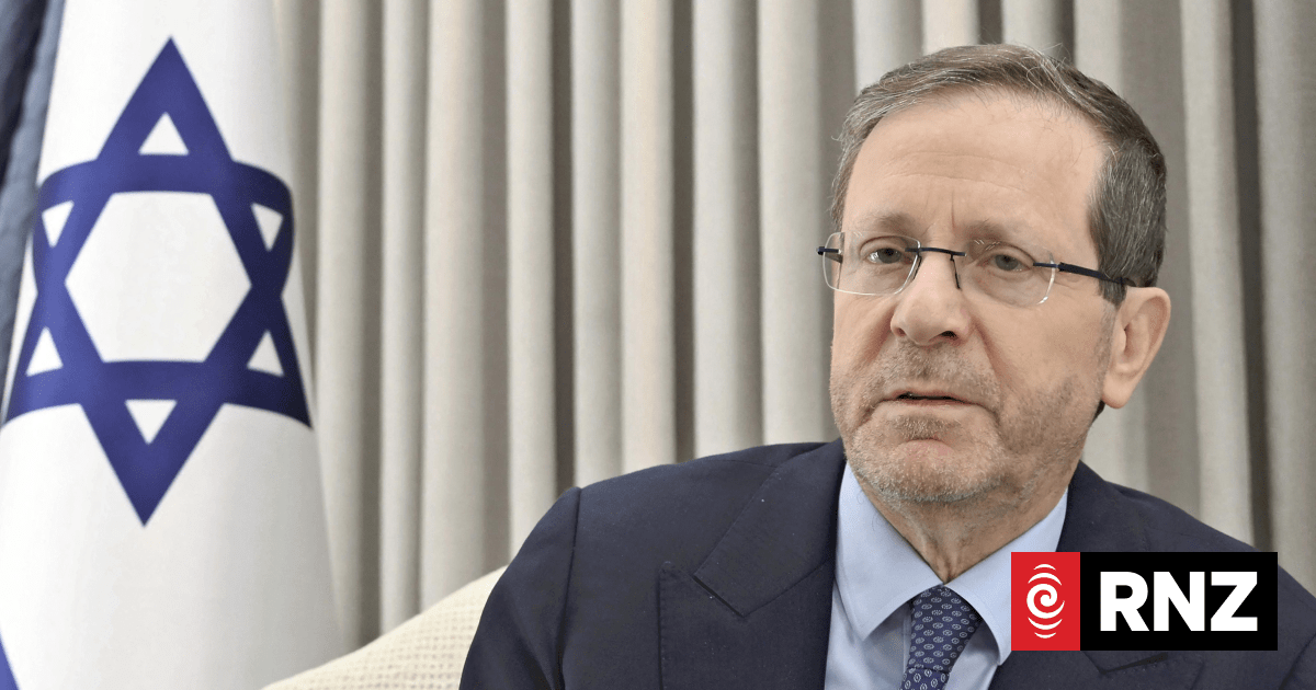 Israeli President Isaac Herzog lands in Sydney for visit in wake of Bondi Beach terror attack