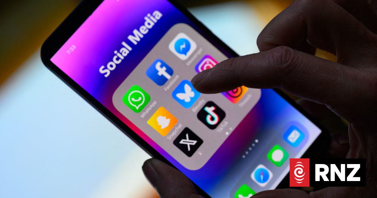 Tenant loses $17k claim after social media tirade over neighbour's groomer ‘vibe’