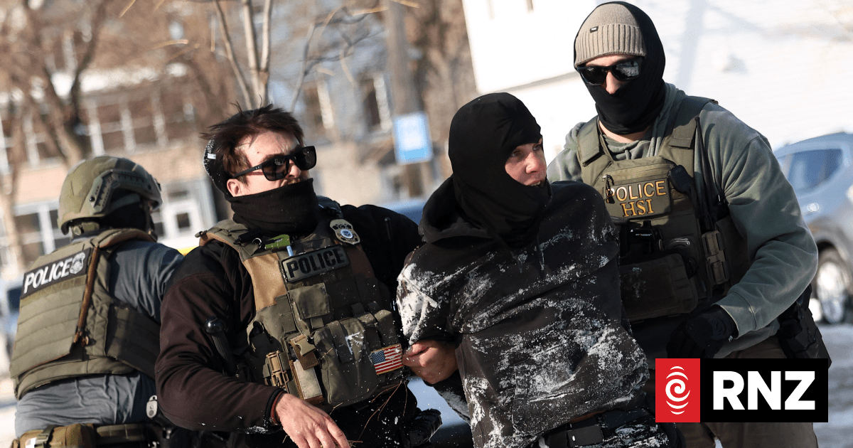 US removing 700 immigration officers from Minnesota