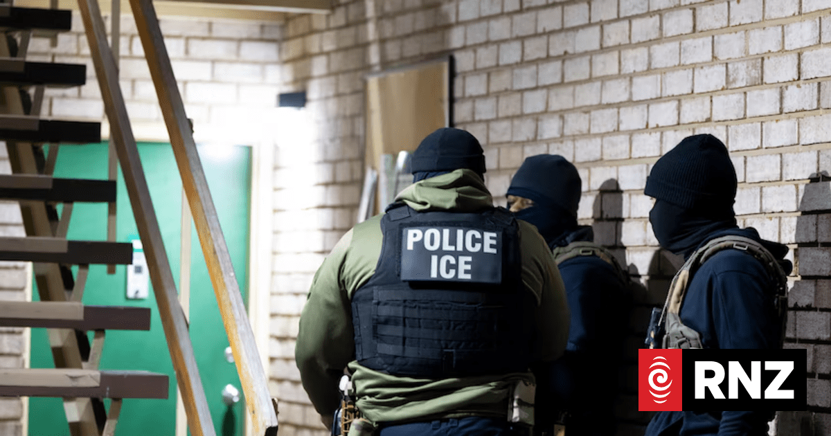 Judge orders 5-year-old Liam Ramos and his father be released from immigration detention