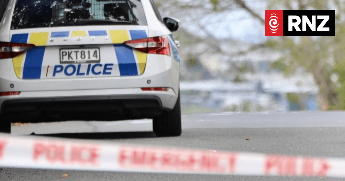Person dies after vehicle flips, hits parked car in Auckland's Hillsborough