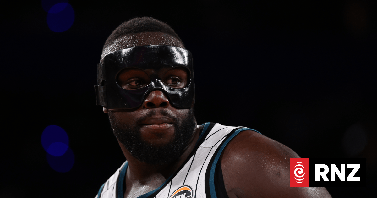 Breakers' mask maker wants player to keep wearing 'bad ass' design