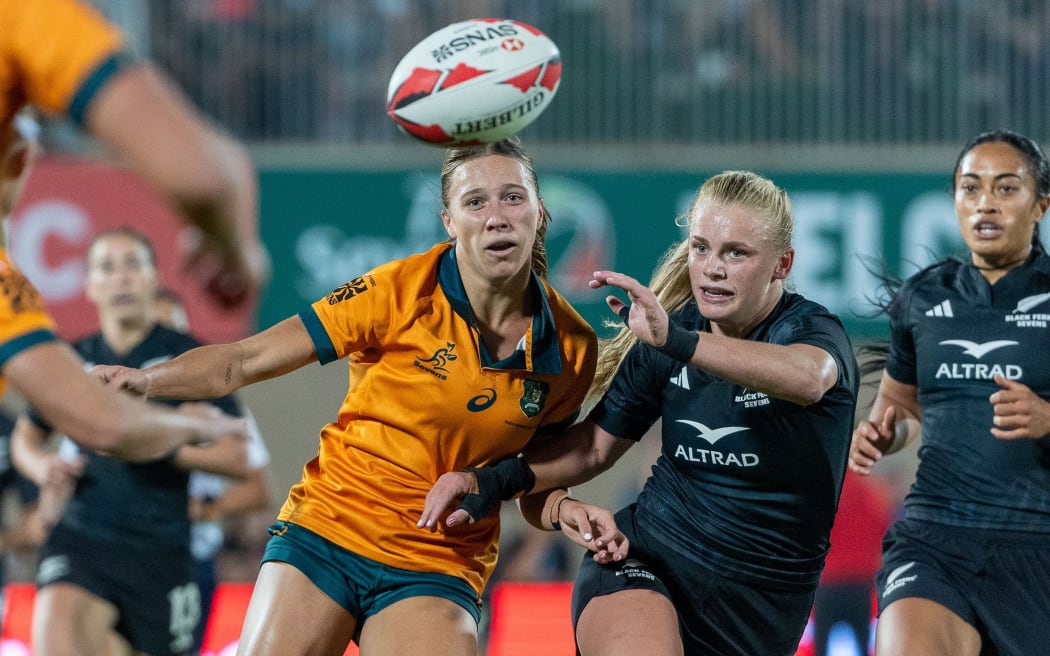 Jorja Miller of New Zealand, DUBAI, UAE - November 30: New Zealand versus Australia in the women's Cup Final at the 2025 Emirates Dubai 7s at The Sevens Stadium on November 30, 2025 in Dubai, United Arab Emirates. (Photo by Alex Ho / World Rugby)
Rights free image for editorial news use only