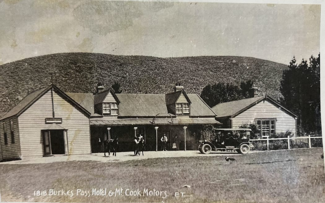 The original hotel at Burkes Pass South Canterbury
