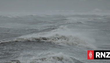 Seven metre swells possible as severe weather to hit Wellington