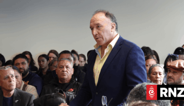 Call for Ministers to stop 'derogatory' rhetoric against councils