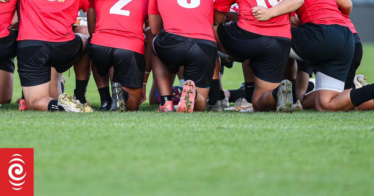 Schools accused of giving illegal scholarships to foreign students