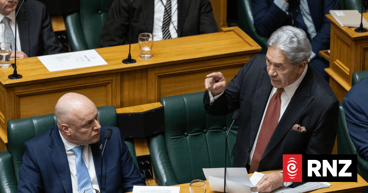 Christopher Luxon, Winston Peters 'basically calling each other liars', Chris Hipkins says