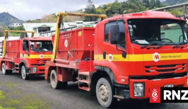 Waste company wants retailers to take back fire-causing used lithium batteries