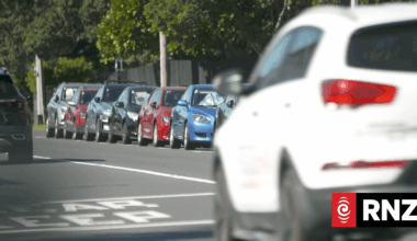 Parking shortages 'a failed experiment' in policy planning - Auckland councillor