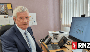 'Disaster sightseeing' getting in way of contractors, mayor of storm-hit Rangitikei says