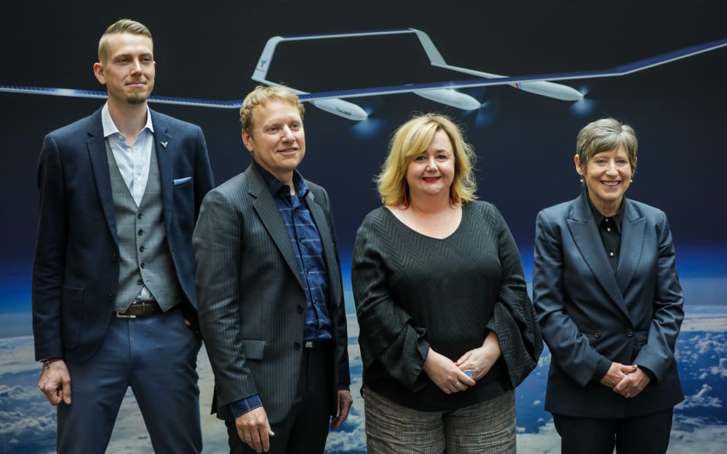 Dr. Philipp Sueltrop (Chief Technology Officer) Mark Rocket (CEO Kea Aerospace) Megan Woods, Lianne Dalziel