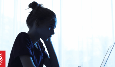 As Australia's online harm crackdown reshapes the debate, NZ must find its own path