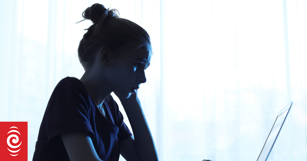 As Australia's online harm crackdown reshapes the debate, NZ must find its own path