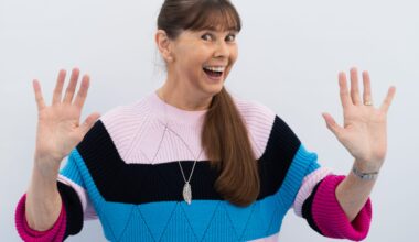 Islanders encouraged to wear pink and blue for eating-disorder awareness