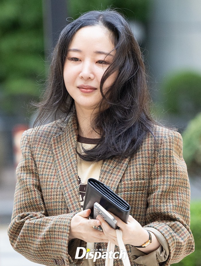 Min Hee-jin Wins First Trial in Put Option Lawsuit, Court Orders HYBE to Pay 25.5 Billion KRW