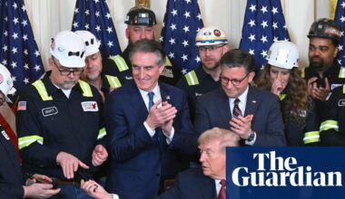 Trump named ‘undisputed champion of beautiful clean coal’ by industry group | Donald Trump
