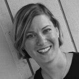 robin Madell headshot