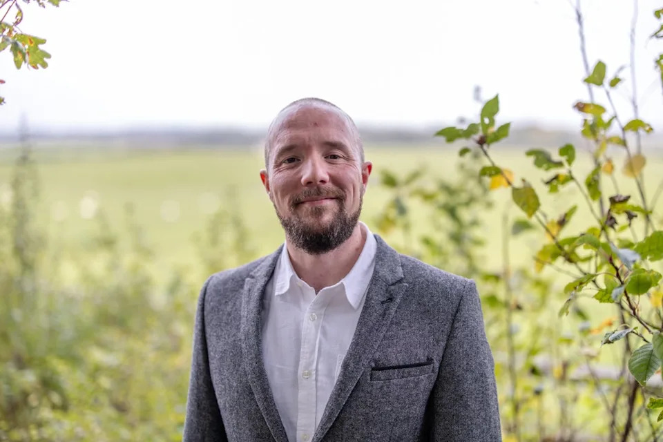 Dr Maxim Draper, 39, struggled with a testosterone deficiency after battling cancer (Maxim Draper)