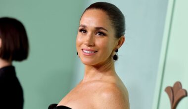 Meghan Markle fans defend her over claims she invited herself to gala | Royal | News