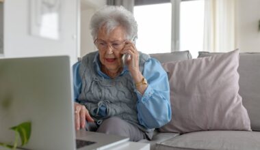 Money Saving Expert founder Martin Lewis says 'don't trust them' | UK | News