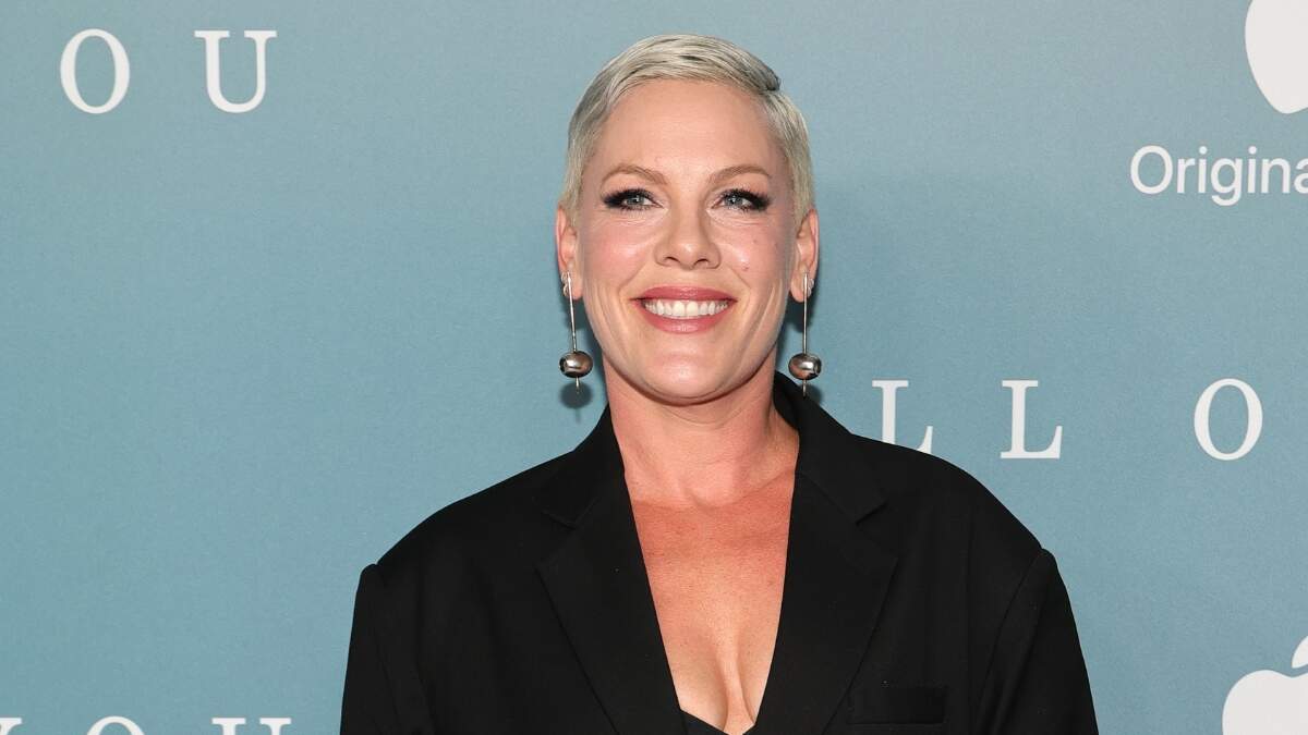P!NK Tackling 'Brand New Feat' To Guest Host 'The Kelly Clarkson Show'
