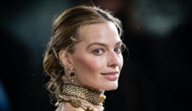 Margot Robbie Says Male Actor Once Gave Her Weight Loss Book