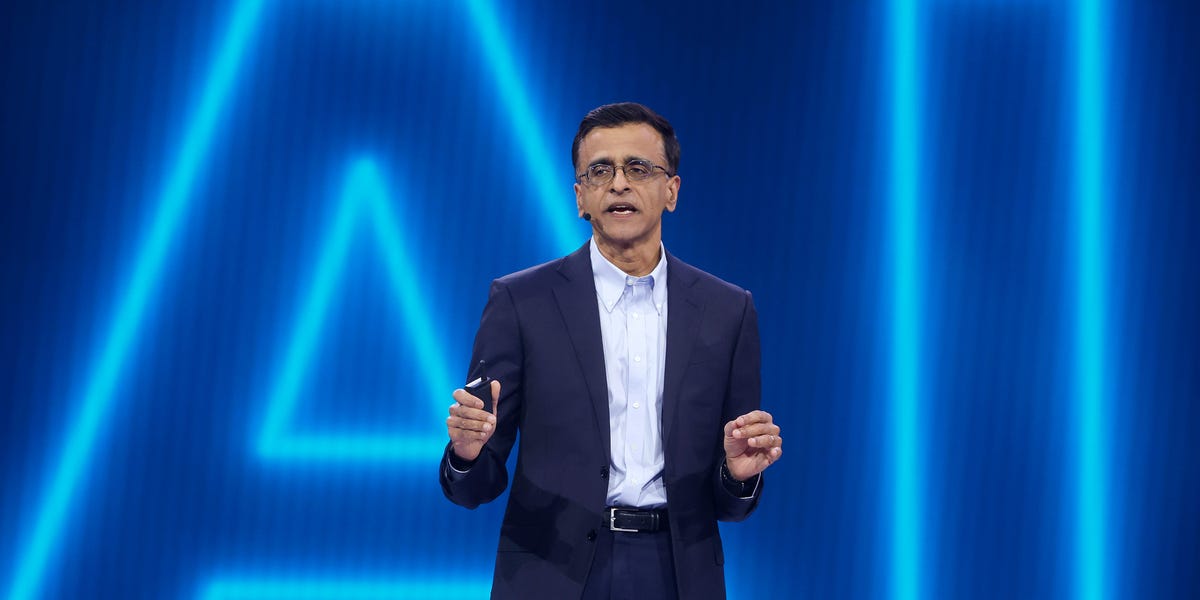 Snowflake CEO Says Software Could Become a 'Dumb Data Pipe' to AI