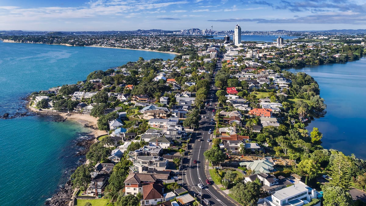 Takapuna teen attacks: North Shore mum steps in as boys target victim