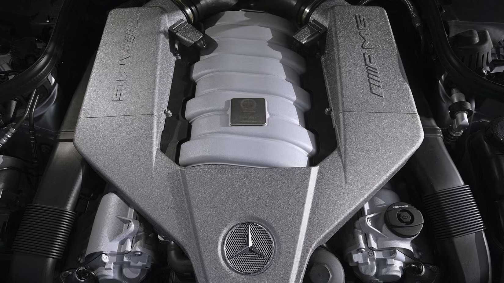 2007-2009 Mercedes-AMG E63 Engine