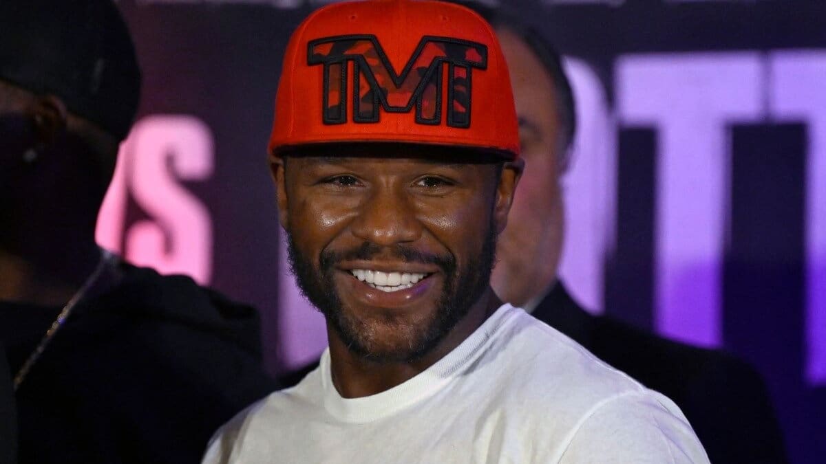 Floyd Mayweather to come out of retirement from professional boxing
