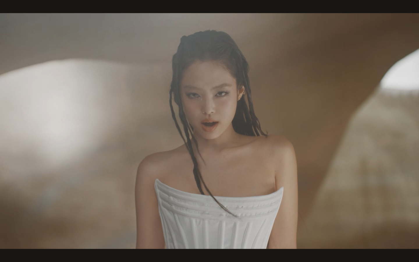 Jennie in the music video for ″GO,″ the lead track from Blackpink's third EP, ″Deadline,″ released on Feb. 27 [SCREEN CAPTURE]