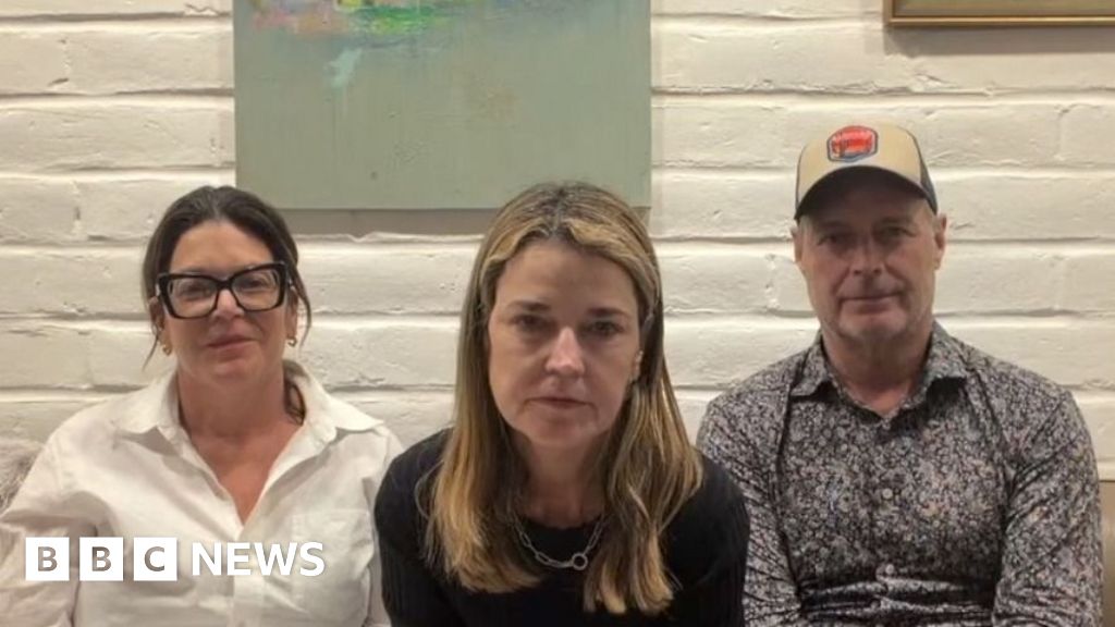 'We are ready to talk' - US news anchor Savannah Guthrie addresses mother's abductor - BBC