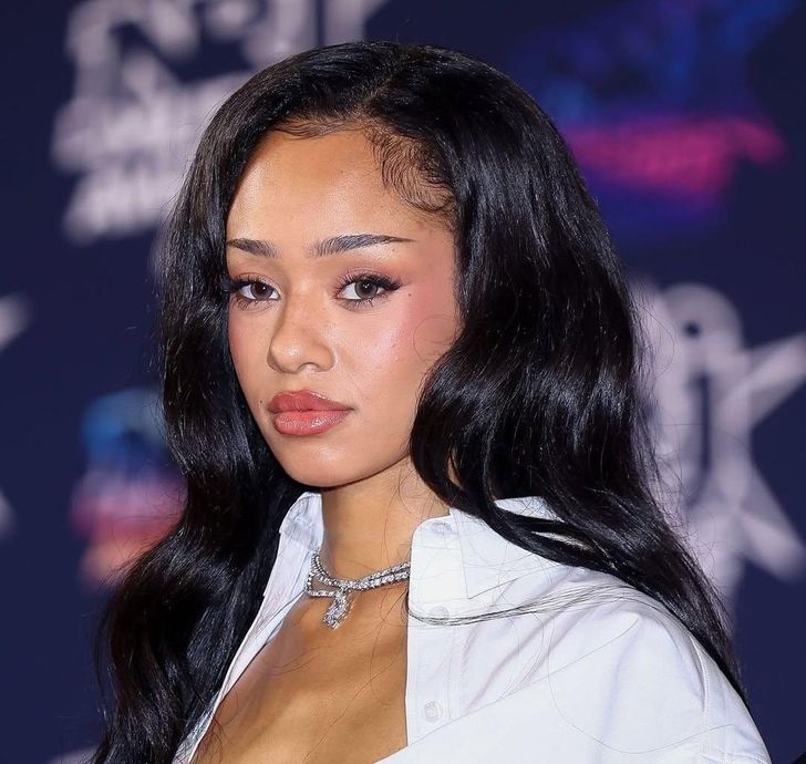 Manon of girl group KATSEYE / Captured from Manon's Instagram