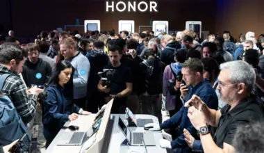 HONOR Tops Global Smartphone Growth Charts in 2025, Eyes AI and Foldable Innovation at MWC26